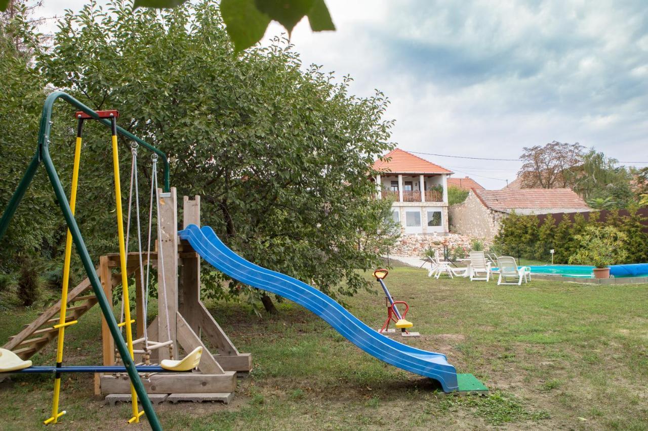 Hegyaljai Panoráma Vendégház Szerencs Exterior foto